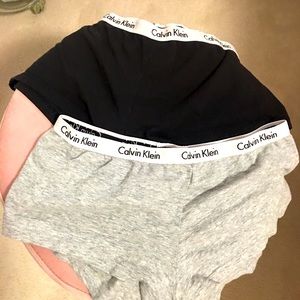 Calvin Klein set of two cheeky shorts size M